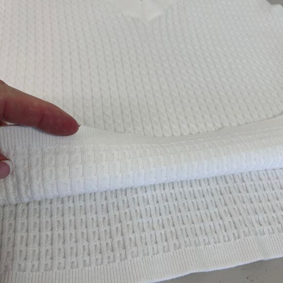 NWT WeWoreWhat Women's V-Neck Polo Tank Soft Knit Optic White Large Beach Summer - Picture 6 of 11